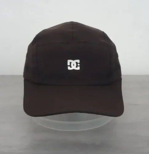 Boné DC Shoes 5 Panel Aba Curva Strapback