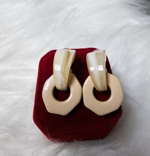 Brincos Acessories
