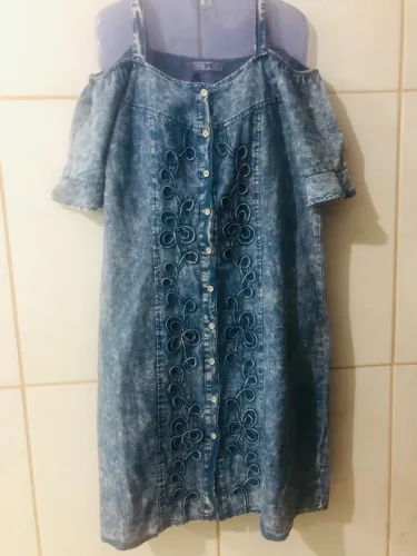 Vestido de botões (M)