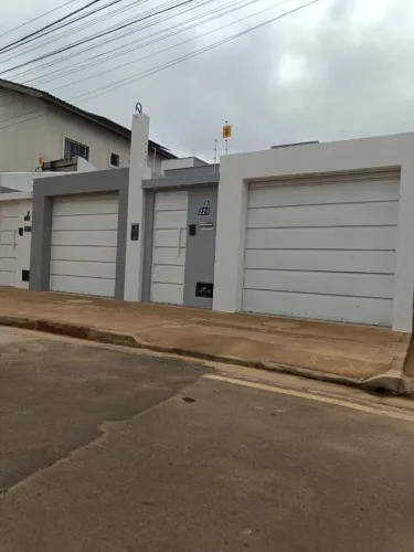 Casa 03 Quartos (01suite) com excelente acabamento no Felícia!! Terreno de 115m2
