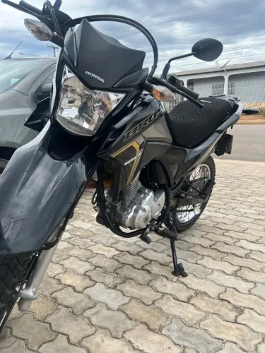 Vende se Bros  ano 22/23