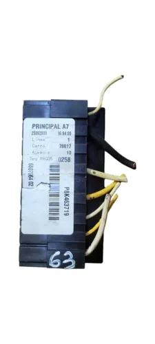Caixa Fusivel Relé Citroen C4 C3 206 207 1.6 2.0 2012 N63 (Usado)