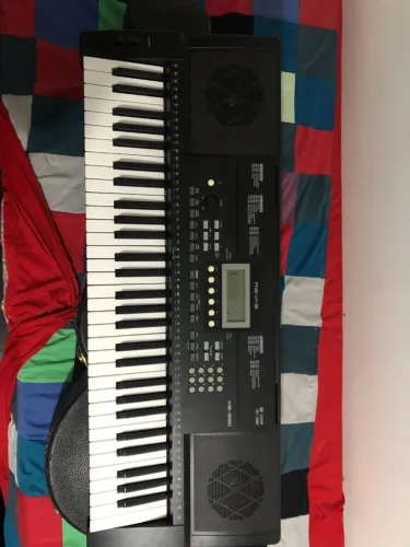 Teclado Musical KB-330 (Roland)