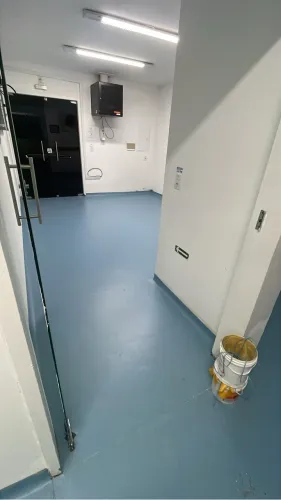 Piso Vinilico manta hospitalar soldado