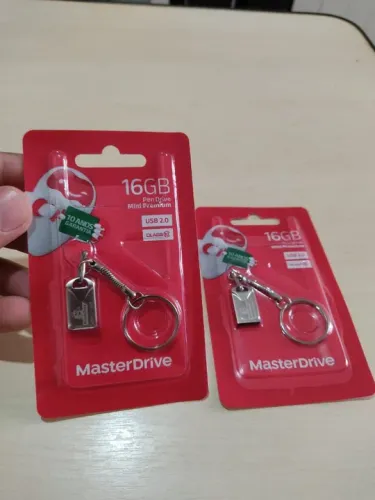 Pendrive Masterdrive 16 ou 32gb metal (Novo) - Anápolis