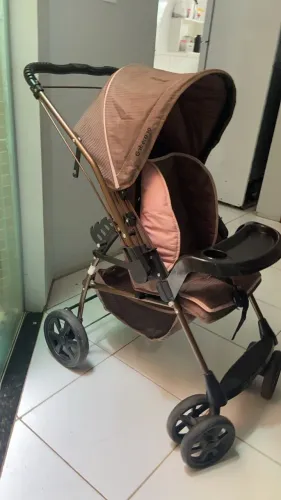 Carrinho de bebê galzerano