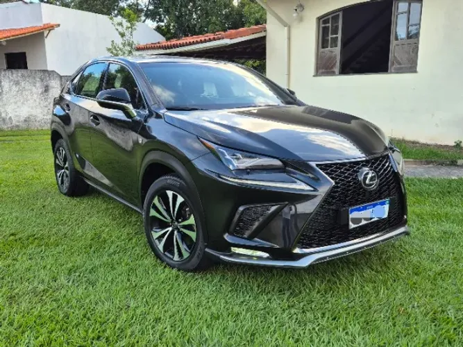 Lexus NX-300 F-Sport 238cv