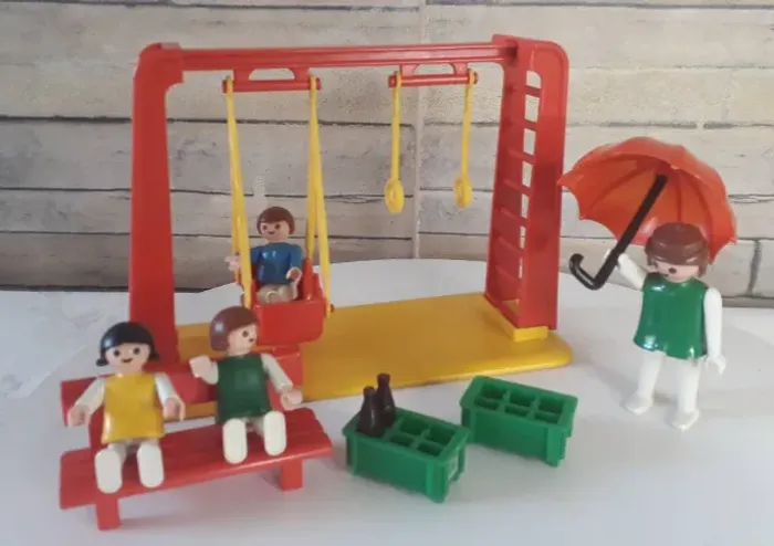 PARQUINHO PLAYMOBIL COMPLETO DA TROL ANOS 80 USADO
