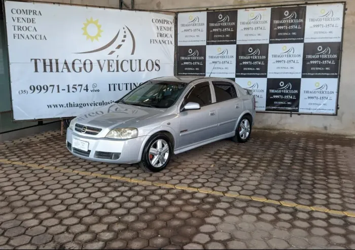 Chevrolet Astra GSI 2.0 16V 136cv Hatchback 5P 2004