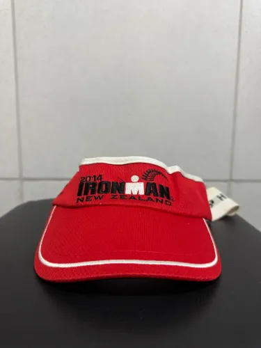 Viseira Corrida Ironman New Zealand 2014 Vermelho Iron Esportes