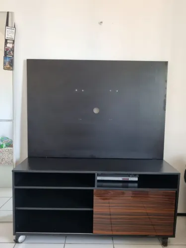Rack com painel+ 1 puff de brinde