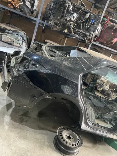 Lateral traseira direita Corolla Xei 2018 (nosso corte padrão)