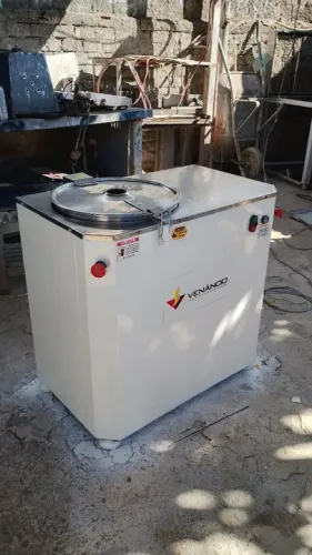 Masseira rápida 25 kilos de massa pronta 15 kilos de farinha  marca Venâncio 