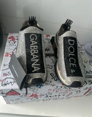 Tênis Dolce & Gabbana com Pedrarias exclusivo e original 