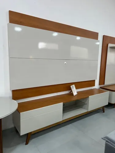 Rack com Painel Oferta de Mostruário 1,80m 1.990,00