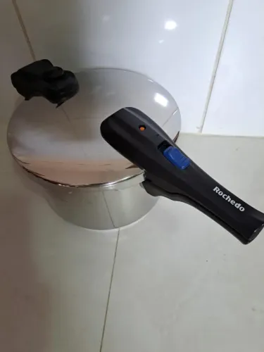 Panela de Pressão inox Rochedo 6 litros 