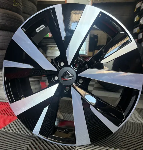 Rodas aro 18 Volcano (5x100)