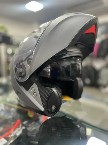 Capacete Helt Hippo Glass - Cinza Fosco | Escamoteável