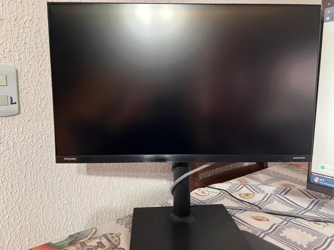 MONITOR GAMER SAMSUNG ODYSSEY G30 24" 144Hz 1ms, praticamente novo!