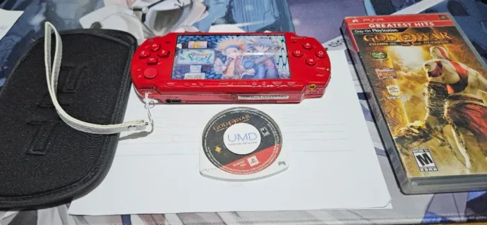 PSP Vermelho com jogos