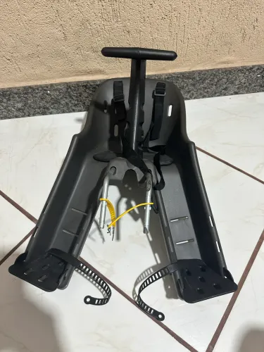Cadeirinha infantil para bike