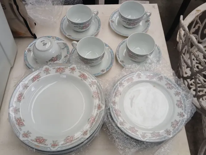 Jogo de jantar porcelana Schmidt