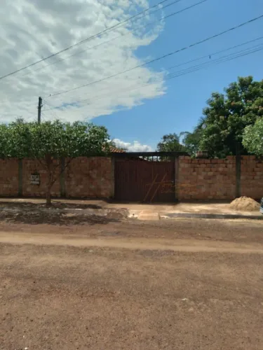 Chacara a venda em Bom Jesus de Goias - GO - 4015m²