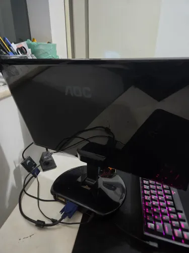 Monitor AOC