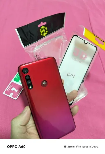 Moto g8 play em perfeito estado e garantia, capinha e película de brinde.