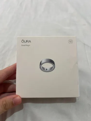 Oura Ring 4 - T 10