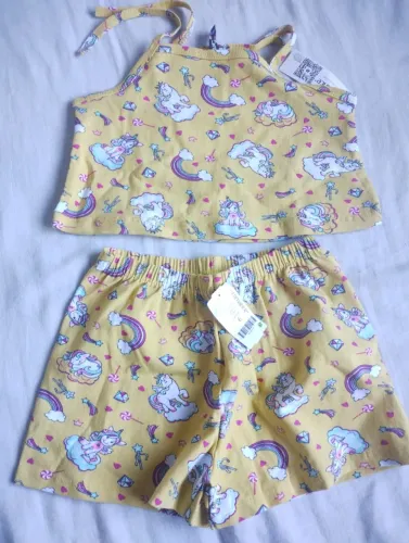 Look infantil de unicórnio