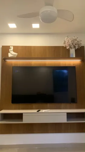 NOVO! Painel madeira MDF com led, até 75 polegadas
