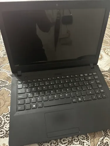 OPORTUNIDADE- NOTEBOOK Lenovo IdeaPad 100-14IBY