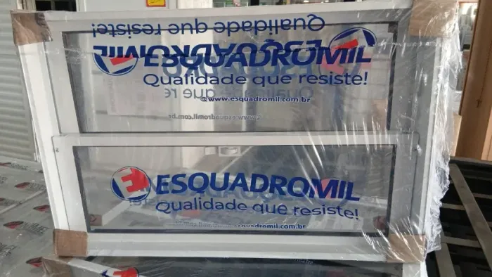 Promoção Basculante Branca Alumínio 40x60 a vista apenas R$199,90
