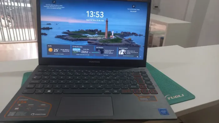 Notebook positivo c14 visiom 