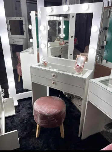 Penteadeira 2 gavetas