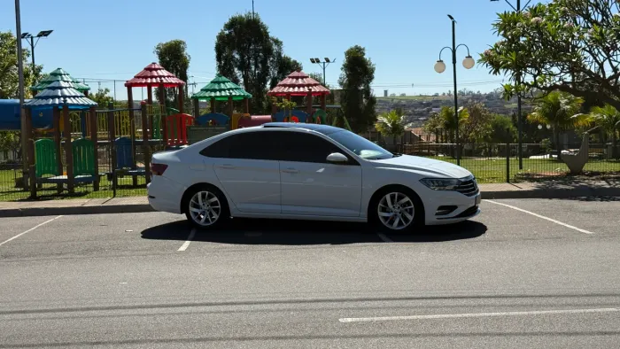 Volkswagen Jetta Comfort. 250 TSI 1.4 Flex 16V Aut. 2018