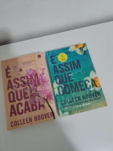 Livros - É assim que acaba + É assim que começa 