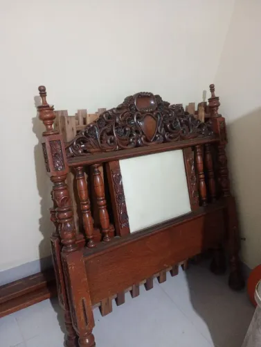Cama de solteiro madeira maciça