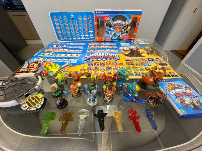 VENDO - SKYLANDERS TRAP TEAM (PS4) ? Kit completo
