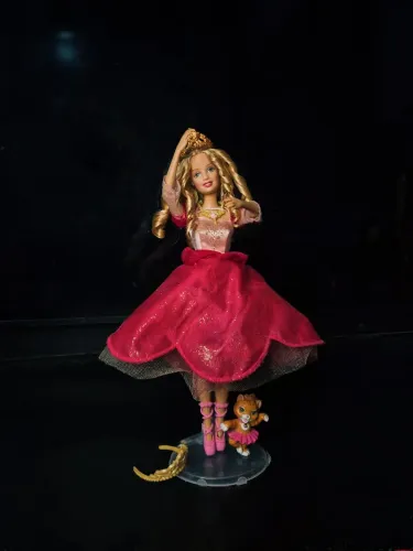 Barbie Genevieve