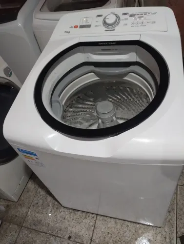 Maquina de lavar roupa 
