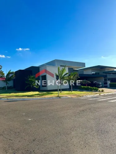 Casa de condomínio em Avenida Mário Ranieri - Jardim Shangri-Lá - Bauru/SP