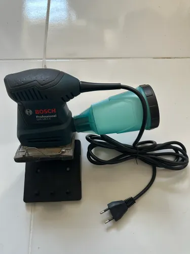 Lixadeira Bosch - Nunca usada - NOVA 127v