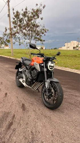 CB 650R