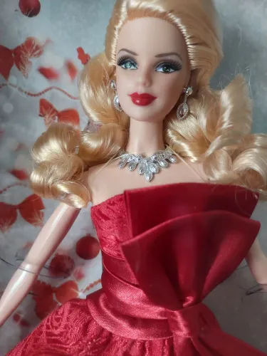 Barbie holiday 2012