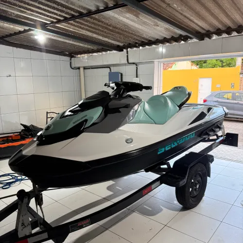 Jet ski Seadoo gti 130 2024
