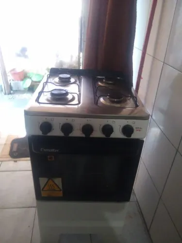 Vendo fogão Esmaltec Ideal Popp