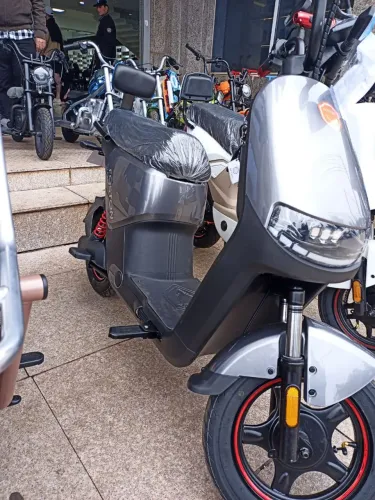 Moto elétrica