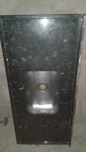 Bancada de granito com pia